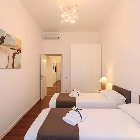 Deluxe Vatican Chic - 2min Vatican & Metro 2min - Ac, Wifi Apartment Rome